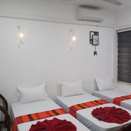 Wish Residence Seaside, Near Durdans & Vasan Eye Care Hospital, Colombo 3 Luaran gambar