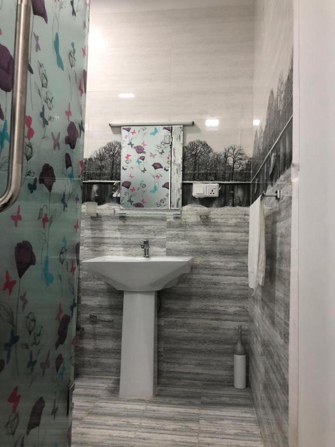 Wish Residence Seaside, Near Durdans & Vasan Eye Care Hospital, Colombo 3 Luaran gambar